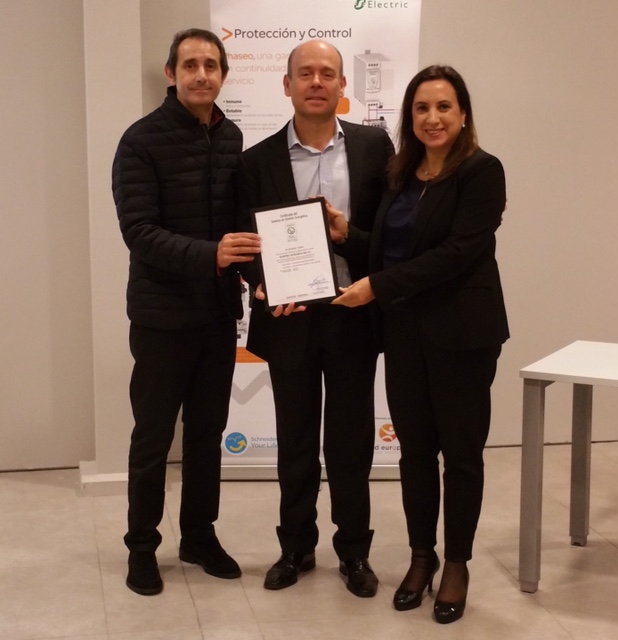 <!--:es-->AENOR hace entrega del Certificado de Gestión de la Energía 50001 a Elektra Catalunya Tarragona<!--:-->