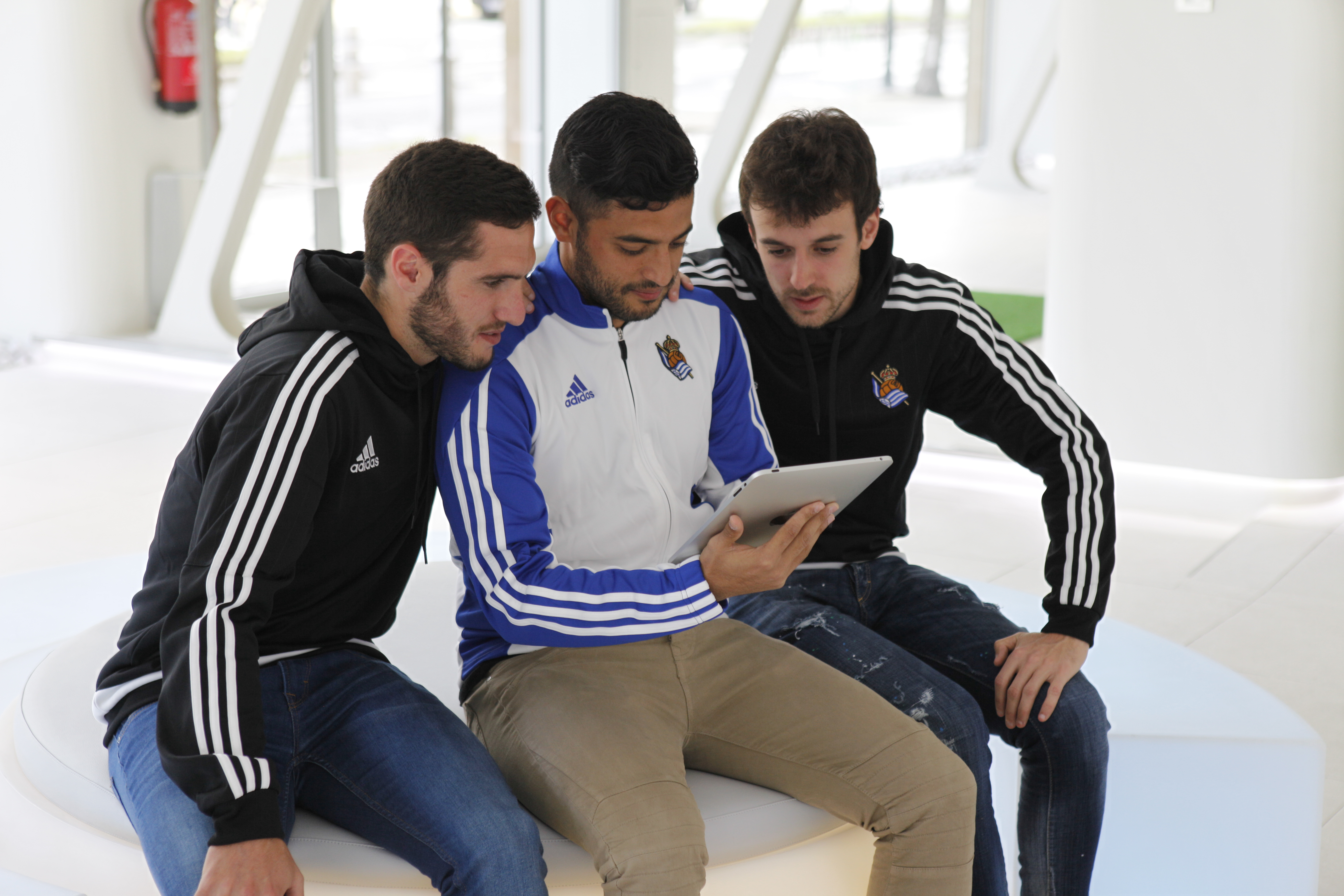 <!--:es-->Tres jugadores de la Real Sociedad visitan Lifeevolution<!--:-->