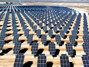 <!--:es-->Optimismo en el sector fotovoltaico para un cambio tras el 26J<!--:-->