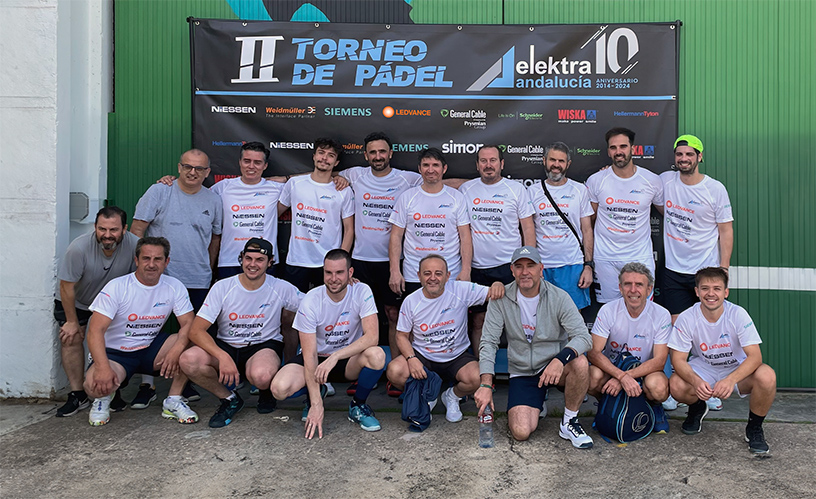 foto grupal del segundo torneo de ádel de elektra andalucía sevilla 